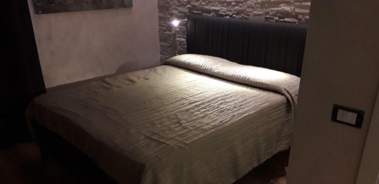 A 2 Passi Da Bed & Breakfast Foggia Phòng bức ảnh
